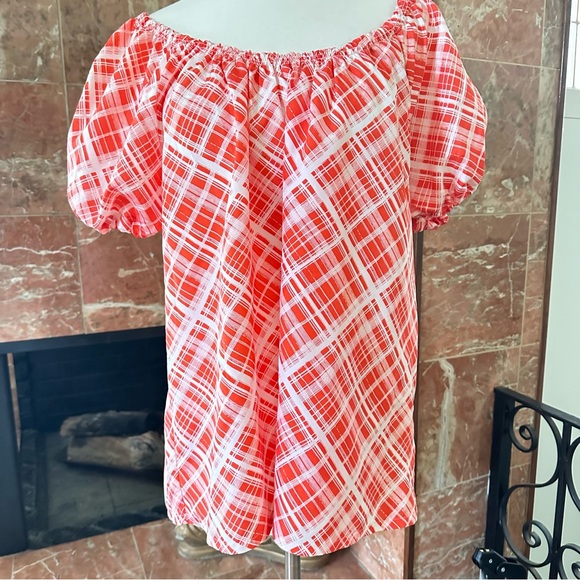 Off shoulder Puffy Sleeves Red White Checked Top Size Large - Picture 1 of 10